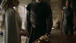 extant_GameOfThrones_5x01-TheWarsToCome_1512