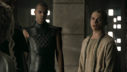extant_GameOfThrones_5x01-TheWarsToCome_1529