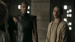 extant_GameOfThrones_5x01-TheWarsToCome_1530