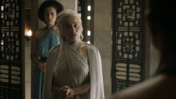 extant_GameOfThrones_5x01-TheWarsToCome_1532