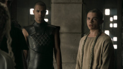 extant_GameOfThrones_5x01-TheWarsToCome_1540