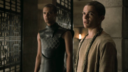 extant_GameOfThrones_5x01-TheWarsToCome_1584