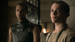 extant_GameOfThrones_5x01-TheWarsToCome_1596