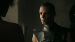 extant_GameOfThrones_5x01-TheWarsToCome_1669
