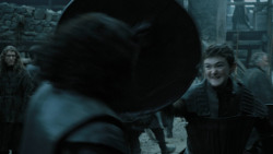 extant_GameOfThrones_5x01-TheWarsToCome_1937