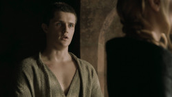 extant_GameOfThrones_5x01-TheWarsToCome_2897