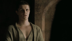extant_GameOfThrones_5x01-TheWarsToCome_2975