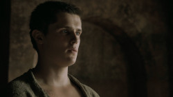 extant_GameOfThrones_5x01-TheWarsToCome_2992