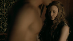 extant_GameOfThrones_5x01-TheWarsToCome_3234
