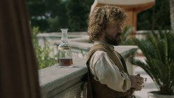 extant_GameOfThrones_5x01-TheWarsToCome_3458