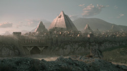 extant_GameOfThrones_5x01-TheWarsToCome_3692