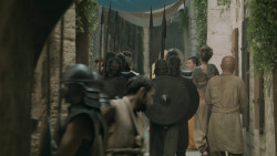 extant_GameOfThrones_5x01-TheWarsToCome_3702