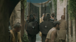 extant_GameOfThrones_5x01-TheWarsToCome_3703
