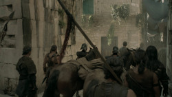 extant_GameOfThrones_5x01-TheWarsToCome_3723