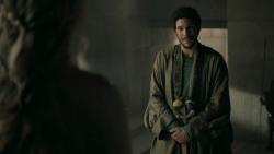 extant_GameOfThrones_5x01-TheWarsToCome_3759