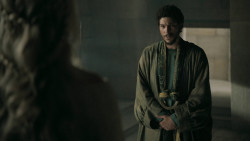 extant_GameOfThrones_5x01-TheWarsToCome_3789