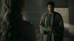 extant_GameOfThrones_5x01-TheWarsToCome_3829