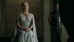 extant_GameOfThrones_5x01-TheWarsToCome_3841