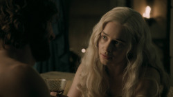 extant_GameOfThrones_5x01-TheWarsToCome_4047