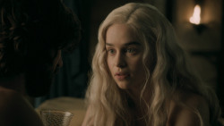 extant_GameOfThrones_5x01-TheWarsToCome_4082