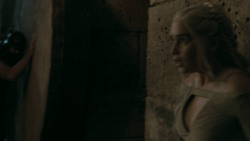 extant_GameOfThrones_5x01-TheWarsToCome_4308