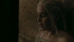 extant_GameOfThrones_5x01-TheWarsToCome_4317