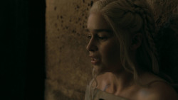 extant_GameOfThrones_5x01-TheWarsToCome_4318