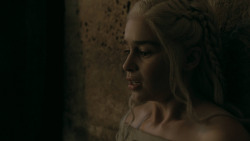 extant_GameOfThrones_5x01-TheWarsToCome_4319