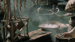 extant_GameOfThrones_5x02-TheHouseOfBlackAndWhite_0149
