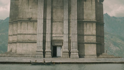 extant_GameOfThrones_5x02-TheHouseOfBlackAndWhite_0204