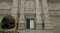 extant_GameOfThrones_5x02-TheHouseOfBlackAndWhite_0218