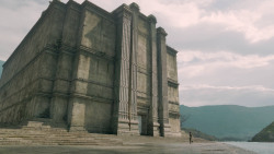 extant_GameOfThrones_5x02-TheHouseOfBlackAndWhite_0246