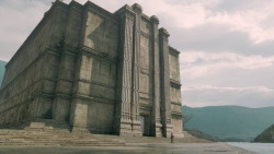extant_GameOfThrones_5x02-TheHouseOfBlackAndWhite_0252