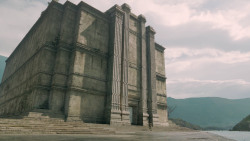 extant_GameOfThrones_5x02-TheHouseOfBlackAndWhite_0255