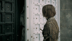 extant_GameOfThrones_5x02-TheHouseOfBlackAndWhite_0300