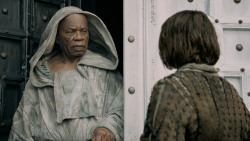 extant_GameOfThrones_5x02-TheHouseOfBlackAndWhite_0314