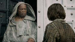 extant_GameOfThrones_5x02-TheHouseOfBlackAndWhite_0324