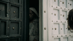 extant_GameOfThrones_5x02-TheHouseOfBlackAndWhite_0371