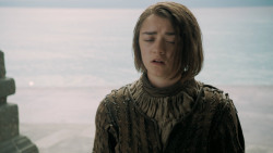 extant_GameOfThrones_5x02-TheHouseOfBlackAndWhite_0377