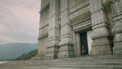 extant_GameOfThrones_5x02-TheHouseOfBlackAndWhite_0389