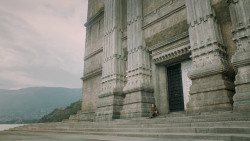 extant_GameOfThrones_5x02-TheHouseOfBlackAndWhite_0401
