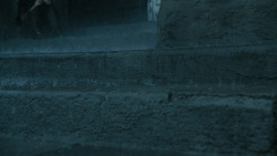 extant_GameOfThrones_5x02-TheHouseOfBlackAndWhite_0455