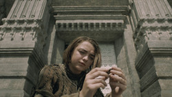 extant_GameOfThrones_5x02-TheHouseOfBlackAndWhite_0482