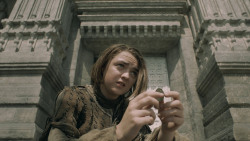 extant_GameOfThrones_5x02-TheHouseOfBlackAndWhite_0503