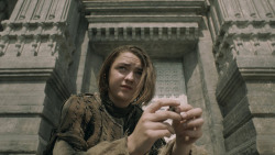 extant_GameOfThrones_5x02-TheHouseOfBlackAndWhite_0507