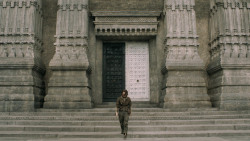 extant_GameOfThrones_5x02-TheHouseOfBlackAndWhite_0517