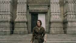 extant_GameOfThrones_5x02-TheHouseOfBlackAndWhite_0525