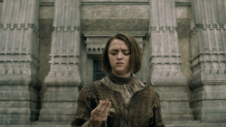 extant_GameOfThrones_5x02-TheHouseOfBlackAndWhite_0528