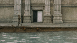 extant_GameOfThrones_5x02-TheHouseOfBlackAndWhite_0541
