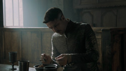 extant_GameOfThrones_5x02-TheHouseOfBlackAndWhite_0597